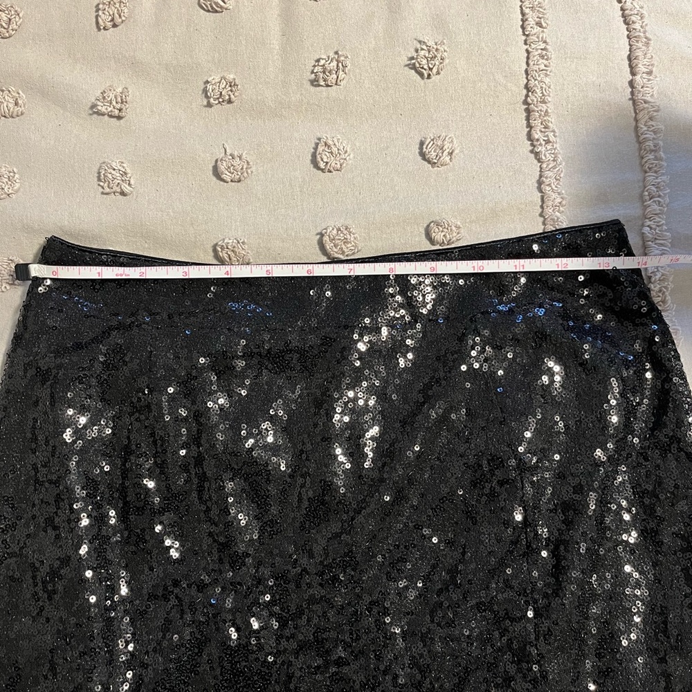 Black sequin fitted- flare trumpet midi skirt. Very flattering only worn once! - Picture 8 of 9